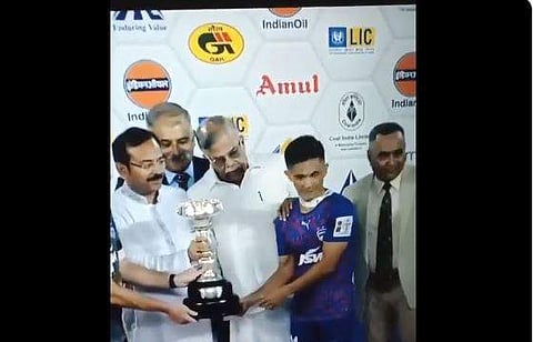 വീഡിയോ സ്‌ക്രീന്‍ഷോട്ട്‌