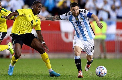 ജമൈക്കയ്ക്ക് എതിരെ മെസിയുടെ മുന്നേറ്റം/ഫോട്ടോ: എഎഫ്പി
