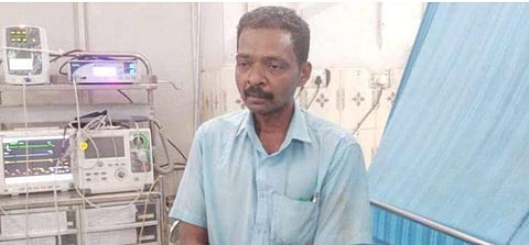 മര്‍ദനമേറ്റ കണ്ടക്ടര്‍ സന്തോഷ് കുമാര്‍