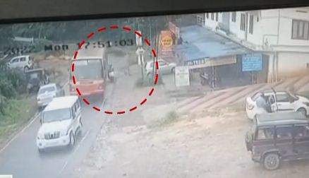 സിസിടിവി ദൃശ്യത്തില്‍ നിന്ന്‌