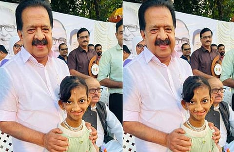 രമേശ് ചെന്നിത്തല ഫെയ്‌സ്ബുക്കില്‍ പങ്കുവച്ച ചിത്രം