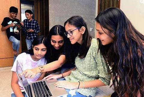 ഡിജിലോക്കറില്‍ സിബിഎസ്ഇ വിദ്യാര്‍ഥികള്‍ ഫലം നോക്കുന്ന ദൃശ്യം, ഫയല്‍