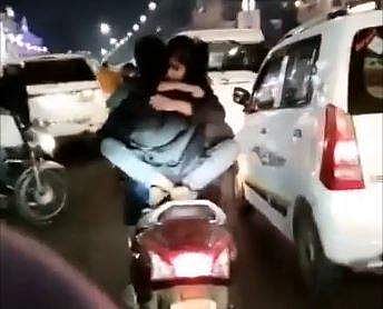 വീഡിയോ സ്‌ക്രീന്‍ഷോട്ട്