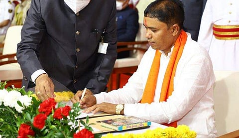 ബിജെപി എംഎല്‍എ ഗജേന്ദ്രസിങ് പര്‍മര്‍/ ഫെയ്‌സ്ബുക്ക്‌