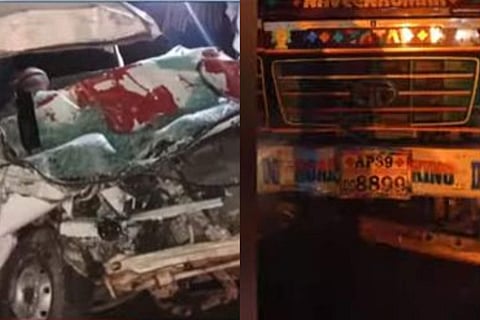 അപകടത്തില്‍പ്പെട്ട കാറും ലോറിയും/ ടിവി ദൃശ്യം