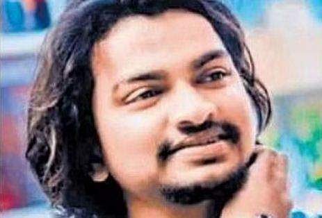 സെല്‍ഫി എടുക്കുന്നതിനിടെ മരിച്ച യുവാവ്‌