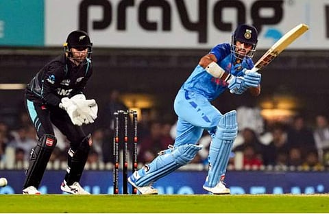 ന്യൂസിലാന്‍ഡിനെതിരെ ബാറ്റ് ചെയ്യുന്ന വാഷിങ്ടൺ സുന്ദർ/ ചിത്രം: പിടിഐ