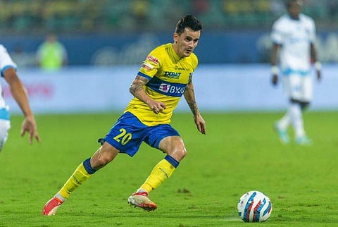 അഡ്രിയാൻ ലുണ/ ട്വിറ്റർ