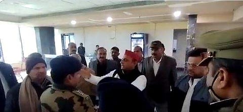 വീഡിയോ സ്‌ക്രീന്‍ഷോട്ട്