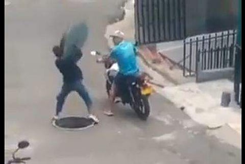 മാന്‍ഹോളിന്റെ കവര്‍ മോഷ്ടിക്കാനുള്ള ശ്രമം, സ്‌ക്രീന്‍ഷോട്ട്‌