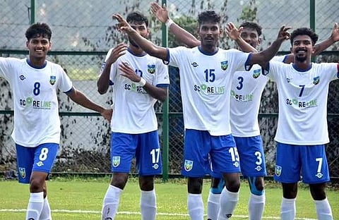 വിജയം ആഘോഷിക്കുന്ന കേരള താരങ്ങൾ/ ട്വിറ്റർ