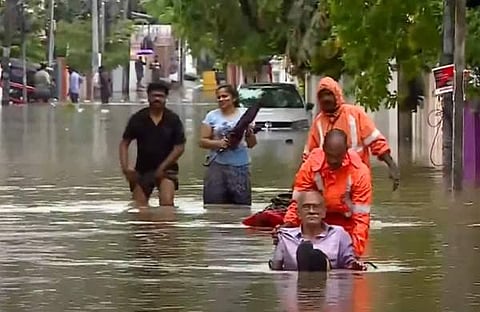 തിരുവനന്തപുരത്തെ വെള്ളക്കെട്ട്/ ടിവിദൃശ്യം