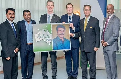 പേഴ്‌സണലൈസ്ഡ് സ്റ്റാമ്പുകള്‍ പുറത്തിറക്കുന്നു/ ഫെയ്സ്ബുക്ക്