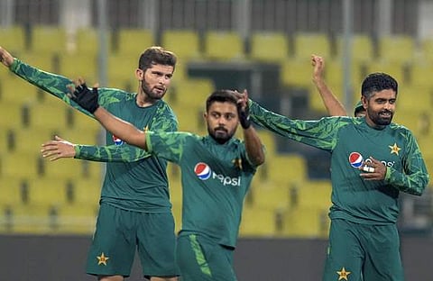 പാക് ടീം പരിശീലനത്തിൽ/ പിടിഐ