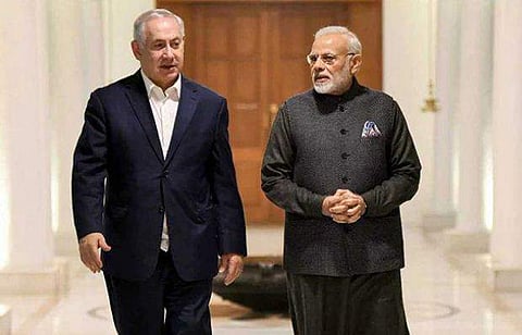 ഇസ്രയേല്‍ പ്രധാനനന്ത്രി ബെഞ്ചമിന്‍ നെതന്യാഹുവിനൊപ്പം പ്രധാനമന്ത്രി നരേന്ദ്ര മോദി