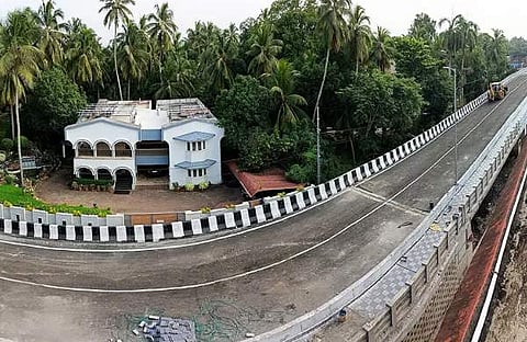 ഗുരുവായൂർ റെയിൽവേ മേൽപ്പാലം