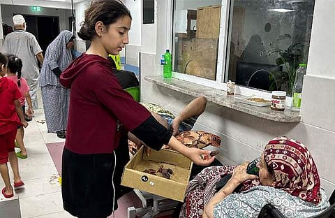 അല്‍ ശിഫ ആശുപത്രിക്കുള്ളിലെ ദൃശ്യം/ ഫോട്ടോ: എഎഫ്പി