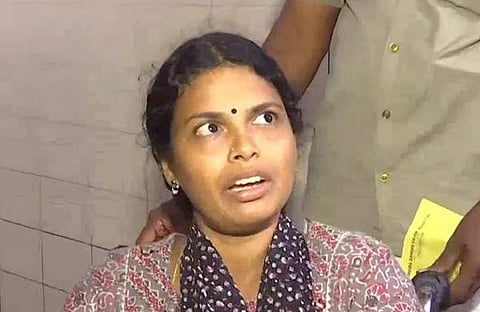 മഹിത മോഹന്‍/ടെലിവിഷന്‍ സ്‌ക്രീന്‍ ഷോട്ട്‌