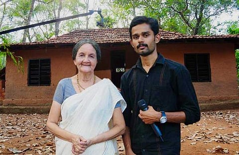 പ്രേംജി ആർ സുബ്ബലക്ഷ്മിക്കൊപ്പം/ ഫെയ്‌സ്‌ബുക്ക്