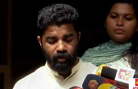 പി എം ആർഷോ മാധ്യമങ്ങളോട്, സ്ക്രീൻഷോട്ട്