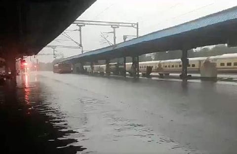 വീഡിയോ സ്‌ക്രീന്‍ഷോട്ട്