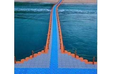 വർക്കലയിലെ ഫ്ളോട്ടിങ് ബ്രിഡ്ജ്