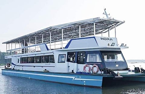 മന്ത്രി പി രാജീവ് ഫെയ്സ്ബുക്കിൽ പങ്കുവെച്ച ചിത്രം