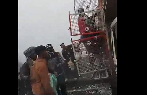 ചിത്രം/ എക്‌സ്