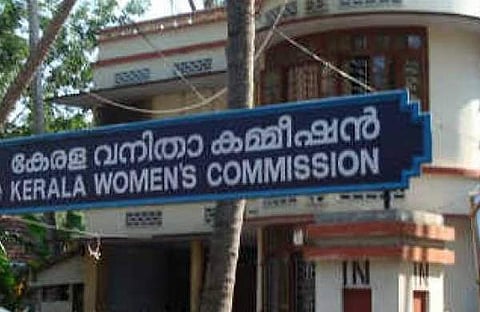 വനിതാ കമ്മീഷന്‍