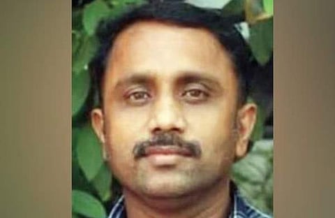 അഞ്ചുപുരയില്‍ ലാലു