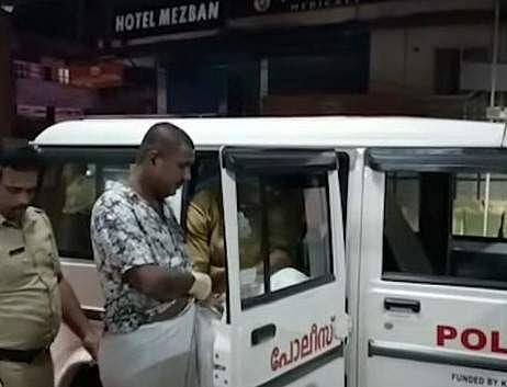 യുവാവിനെ മര്‍ദ്ദിച്ച കേസിലെ പ്രതിയുമായി പൊലീസ്, സ്‌ക്രീന്‍ഷോട്ട്‌