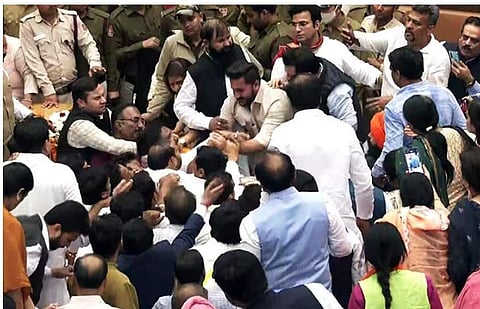 ഡല്‍ഹി മുന്‍സിപ്പല്‍ കോര്‍പ്പറേഷനില്‍ നടന്ന സംഘര്‍ഷം/ഫയല്‍