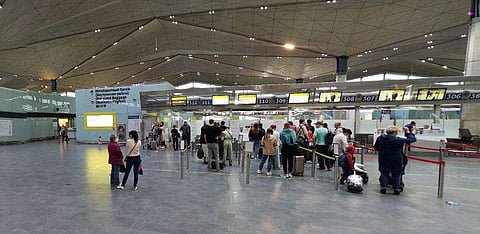സെന്റ് പീറ്റേഴ്‌സ് ബര്‍ഗ് പുല്‍കോവ് എയര്‍പോര്‍ട്ട്