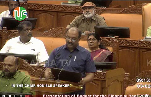 ധനമന്ത്രി കെഎന്‍ ബാലഗോപാല്‍ ബജറ്റ് അവതരിപ്പിക്കുന്നു/സഭ ടിവി