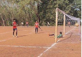 വൈറലായ ഗോളിന്റെ വിഡിയോ ദൃശ്യം