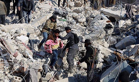 തുർക്കിയിലുണ്ടായ ഭൂകമ്പത്തിൽ അകപ്പെട്ടവർക്കായുള്ള രക്ഷാപ്രവർത്തനം/ ചിത്രം; പിടിഐ