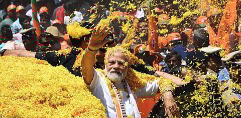 മോദി നടത്തിയ റോഡ് ഷോ