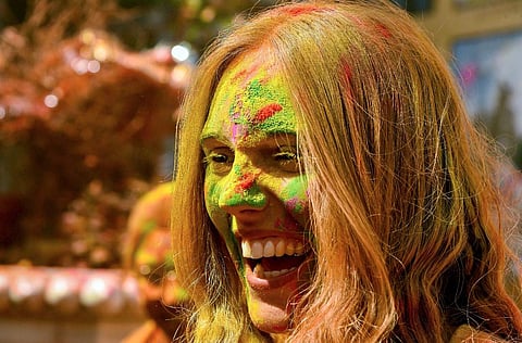 ജോദ്പൂരിലെ ഗംഗ്ശ്യാം ജി ക്ഷേത്രത്തിലെ ഹോളി ആഘോഷത്തില്‍ നിന്ന്/ചിത്രം; എഎന്‍ഐ