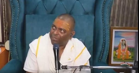 സ്വയം പ്രഖ്യാപിത ആള്‍ദൈവം കരൗലി ബാബ