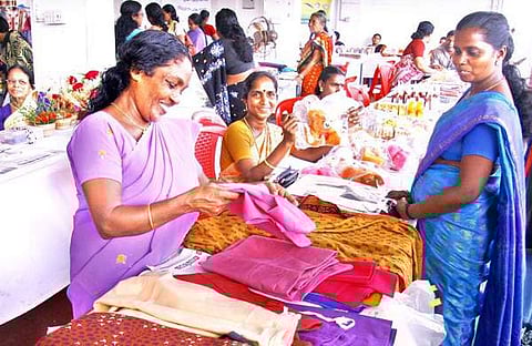 കുടുംബശ്രീ എക്‌സിബിഷന്‍/ഫയല്‍