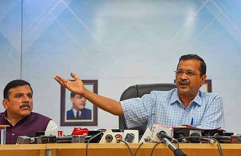 അരവിന്ദ് കെജരിവാൾ മാധ്യമങ്ങളോട്, പിടിഐ