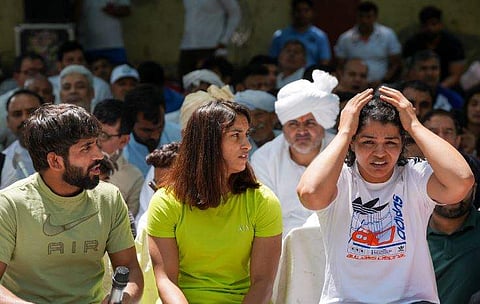 ജന്തർ മന്ദറിൽ സമരം തുടരുന്ന ​ഗുസ്തി താരങ്ങൾ/ പിടിഐ