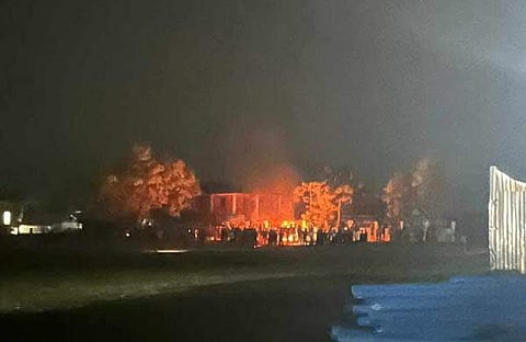 മുഖ്യമന്ത്രിയുടെ വേദി അഗ്നിക്കിരയാക്കുന്നു/ എഎന്‍ഐ