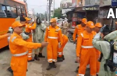 വാതക ചോര്‍ച്ച ഉണ്ടായ ഫാക്ടറിയിലെ രക്ഷാപ്രവര്‍ത്തനം, എഎന്‍ഐ