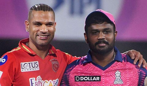 പഞ്ചാബ് ക്യാപ്റ്റൻ ശിഖർ ധവാനൊപ്പം സഞ്ജു/ പിടിഐ