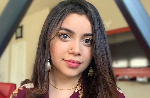 ലാഹരി പതിവാഡ, ഫെയ്സ്ബുക്ക്