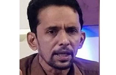 താഹിര്‍ ഹുസ്സൈന്‍