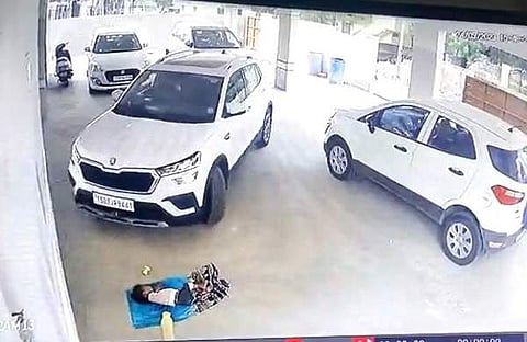 അപകടത്തിന് തൊട്ടുമുന്‍പുള്ള സിസിടിവി ദൃശ്യം