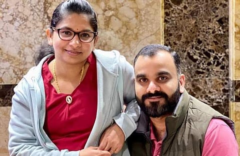 സൈജു സൈമണ്‍,  ജീന : ഫെയ്സ്ബുക്ക്