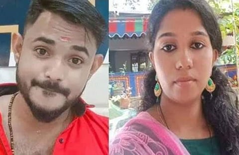 അഖില്‍, ആതിര